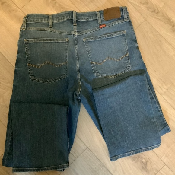 Wrangler Straight Fit 34X32 Regular Blue Jeans - Picture 5 of 8